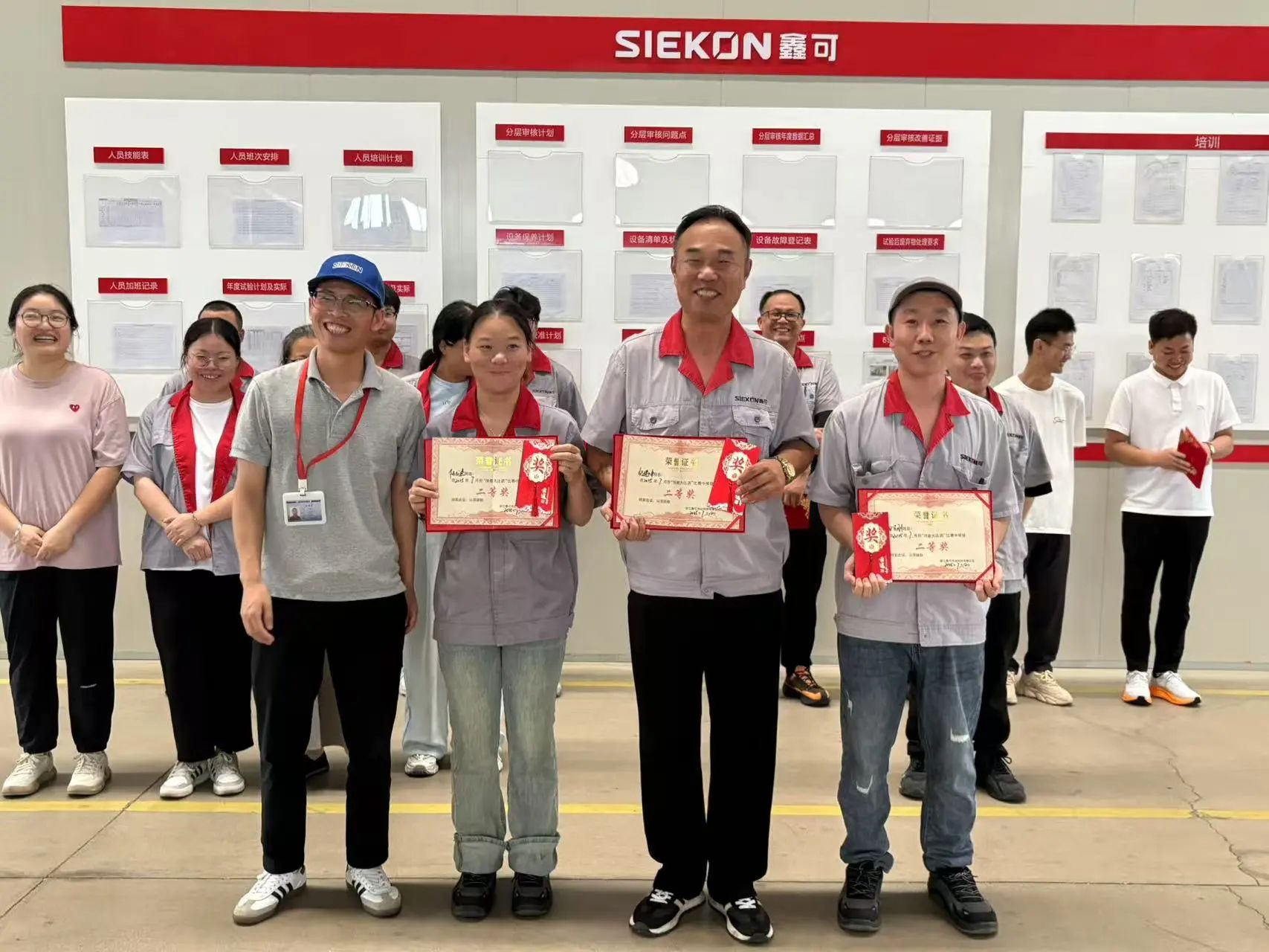 1752889404234383.jpg 1dd063096f21147b58dd6fc12b424249.jpg